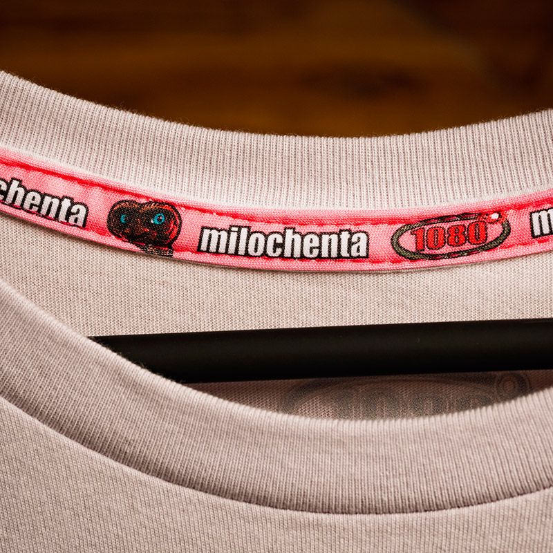 Detalle camiseta ET Colección 1080